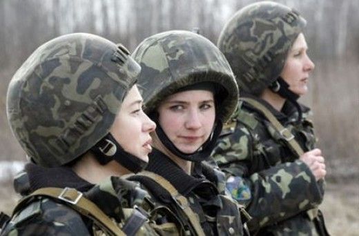 девушки в армии жежины военнослужащие