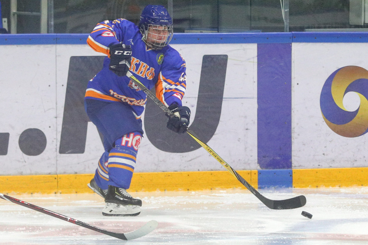 Хоккеистки СКИФа разгромили сборную Свердловской области со счетом 9:0