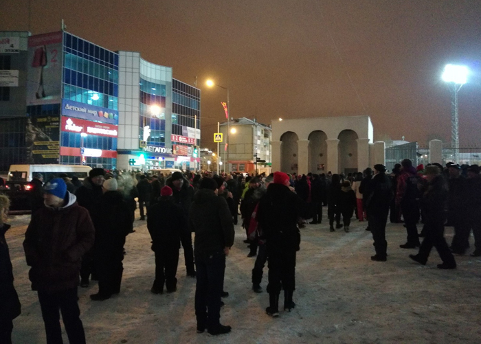 Нижегородский «Старт» эвакуировали со стадиона во время игры в Первоуральске