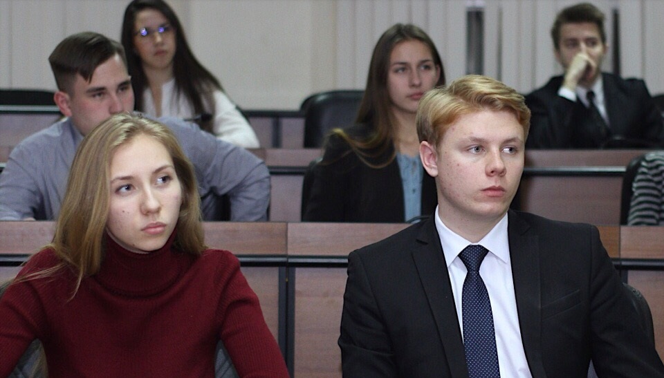 Проблемы федерального уровня решали участники нижегородской «Школы парламентаризма»