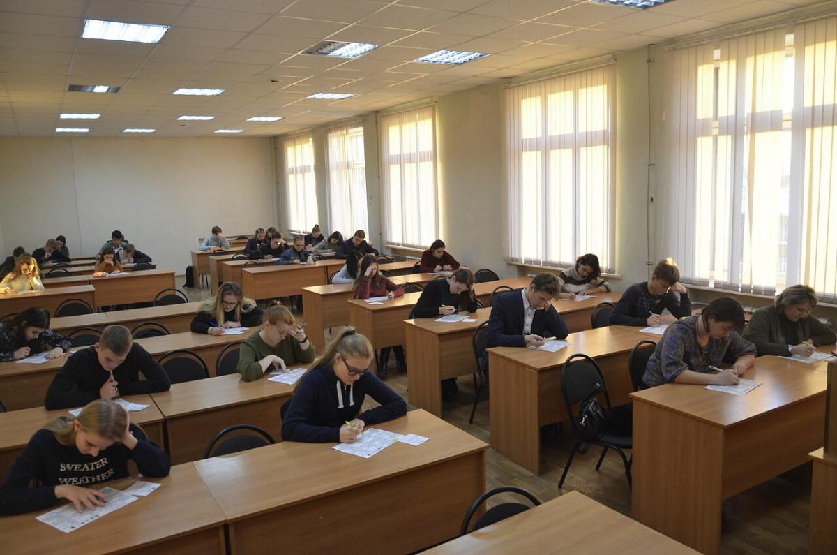 Более 200 человек написали тест по истории Отечества в Дзержинском филиале РАНХиГС