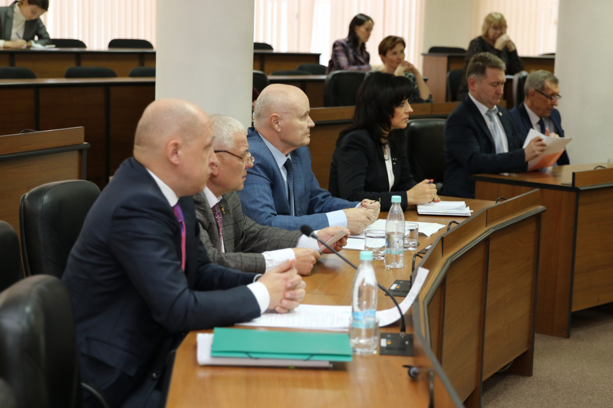 Депутаты бюджетной комиссии Думы Нижнего Новгорода поддержали очередную корректировку городского бюджета