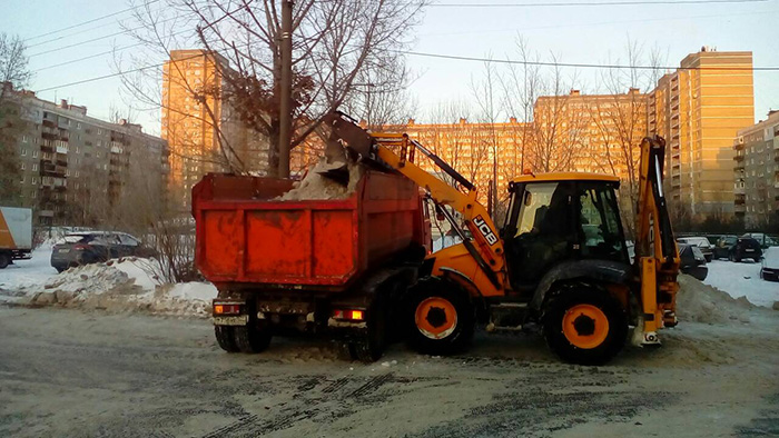 Около 11,5 тысяч кубометров снега вывезли с улиц Канавинского района за неделю