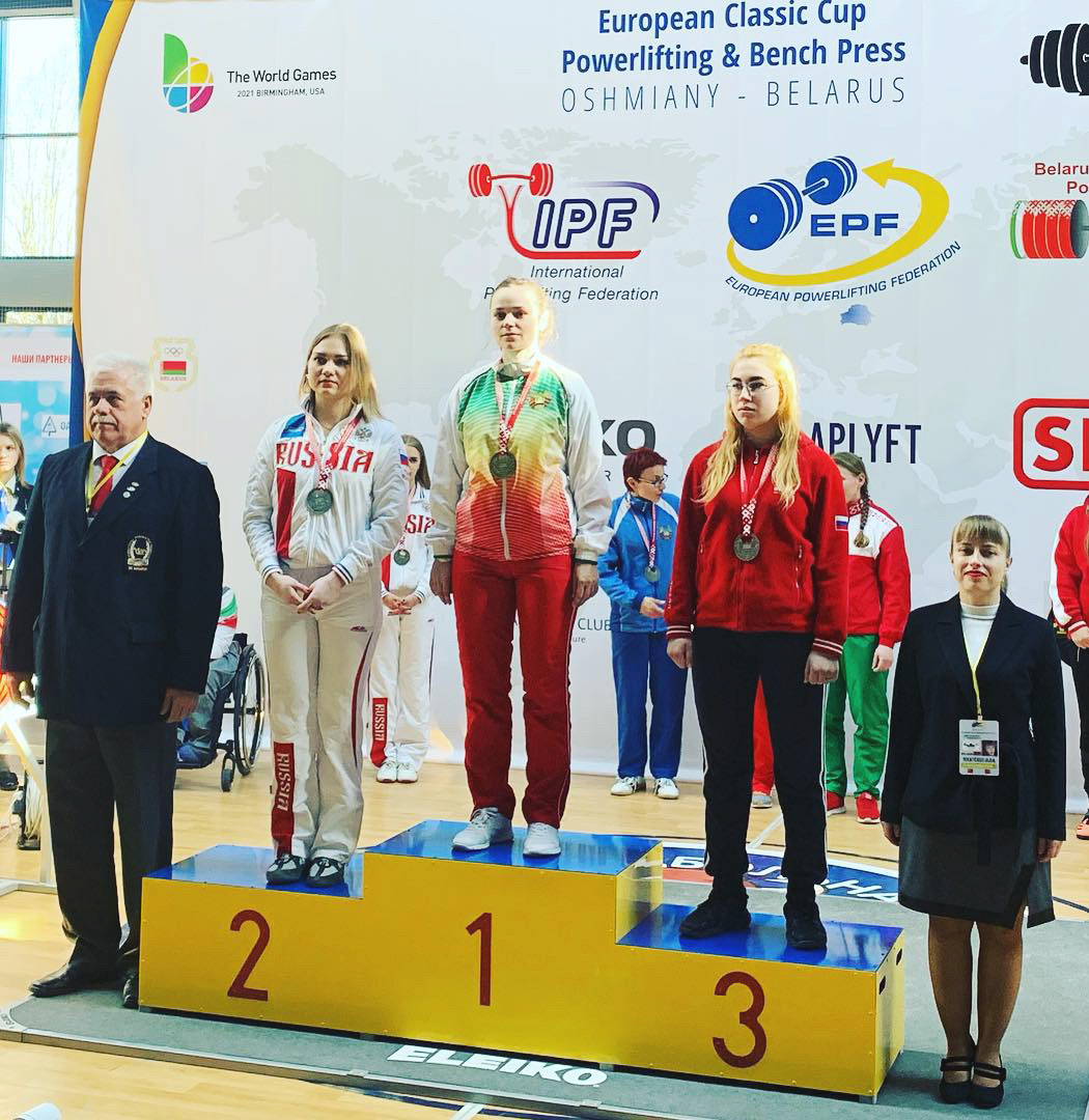 Надежда Чурилова из Арзамаса взяла серебро Кубка Европы по пауэрлифтингу