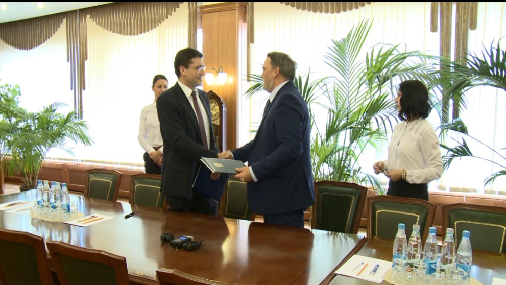 Никитин и Артемьев подписали соглашение о сотрудничестве между ФАС и Нижегородской областью