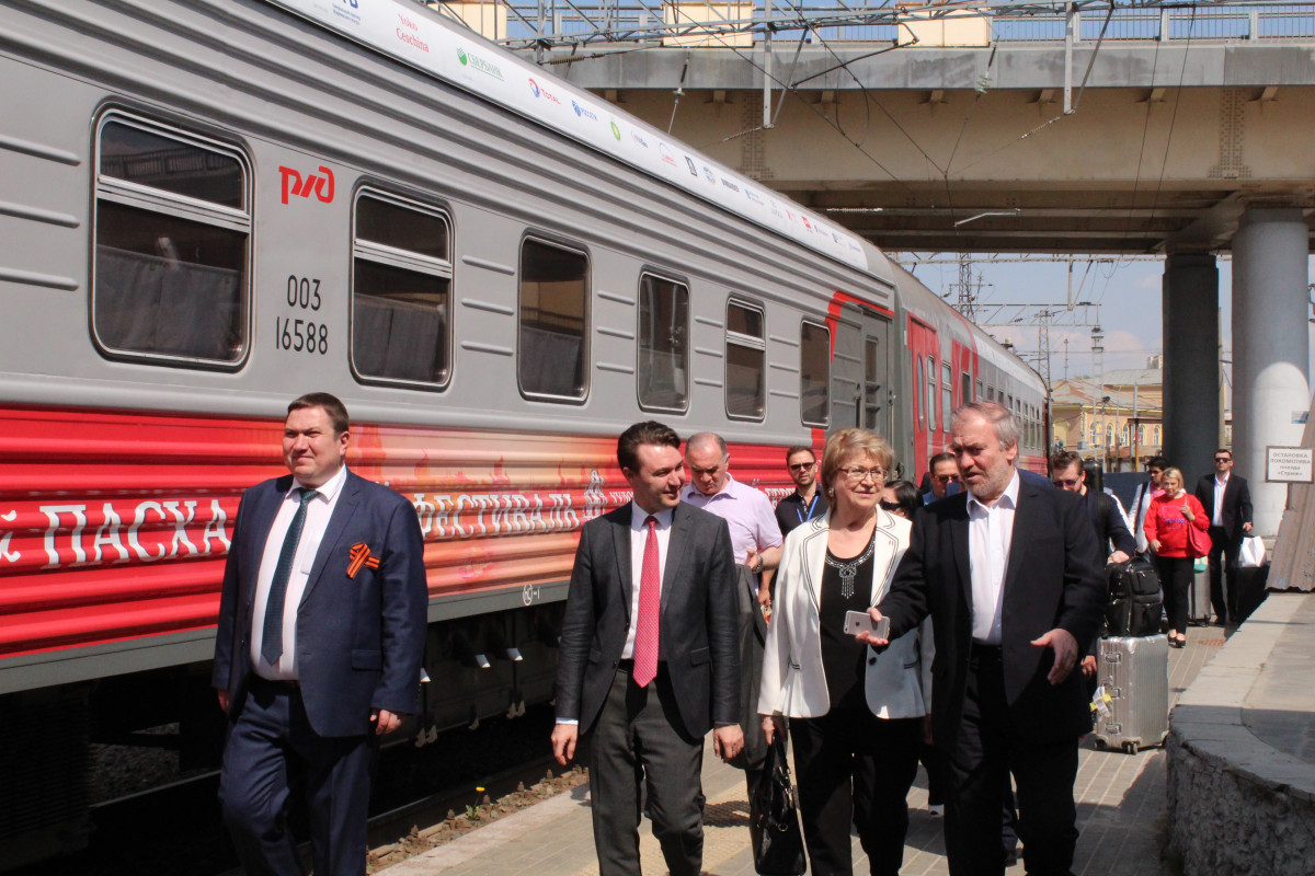 Оркестр Мариинского театра во главе с Валерием Гергиевым прибыл в Нижний Новгород