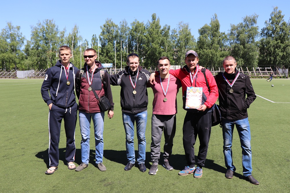 Команда «Теплоэнерго» завоевала «золото» в турнире по мини-футболу среди городских предприятий