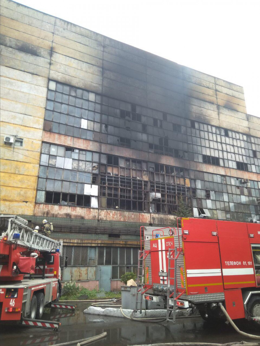 Опубликованы фото пожара на заводе ГАЗ