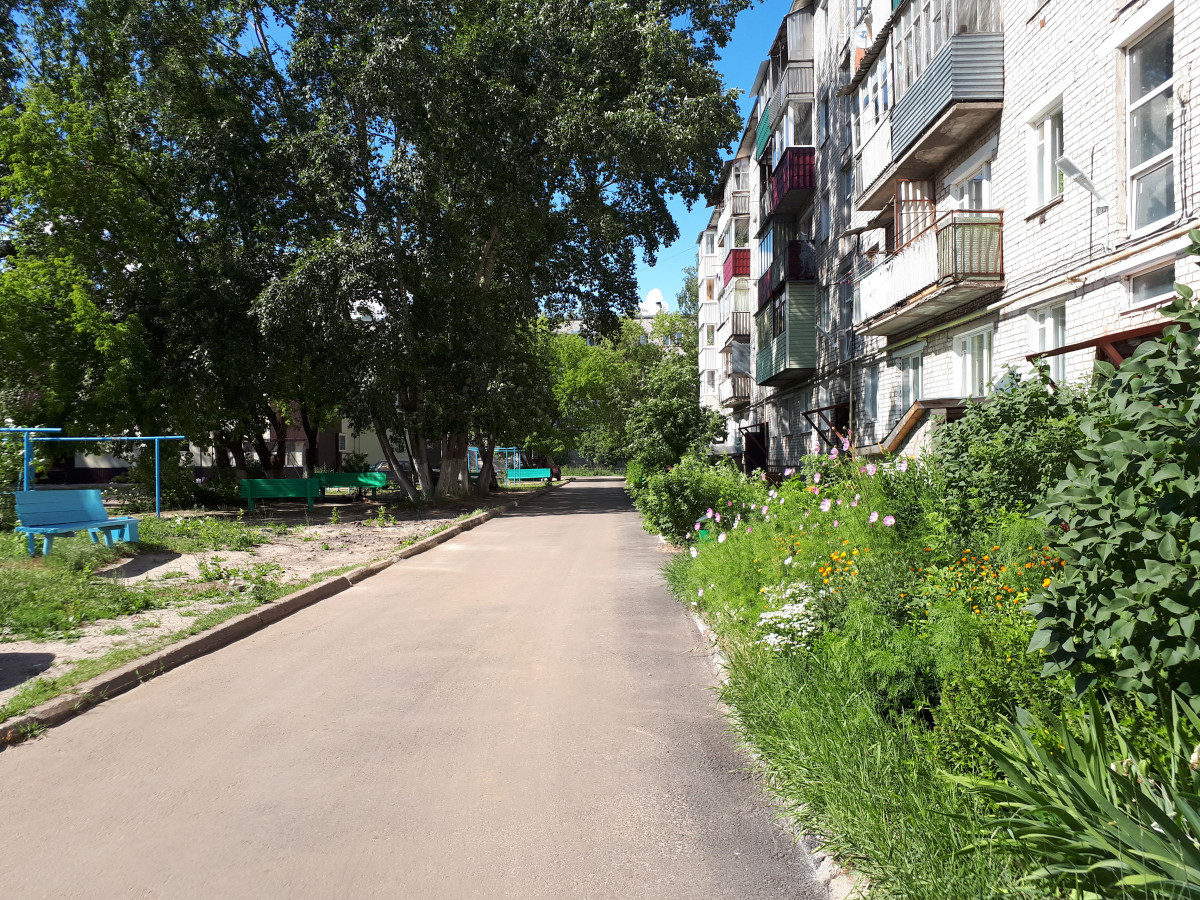 Четырнадцать дворов благоустроили в Нижегородской области по программе ФКГС