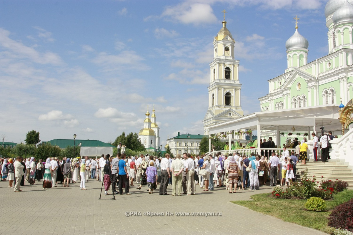 ONLINE трансляция из Дивеевского монастыря: патриарх Кирилл проводит Божественную литургию