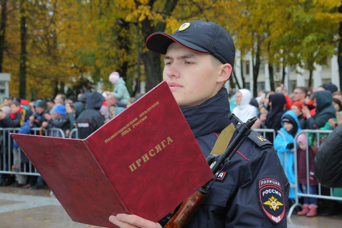 Курсанты Нижегородской академии МВД приняли присягу
