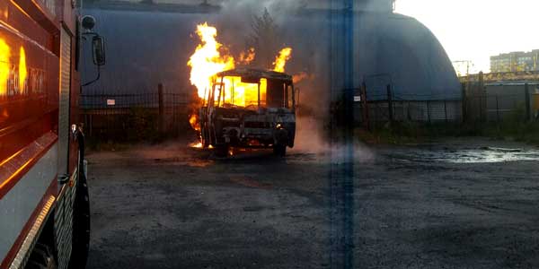 Пассажирский автобус сгорел в Дзержинске