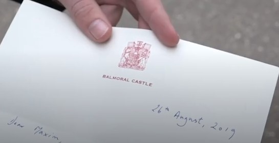 Школьник из Дзержинска получил письмо из резиденции королевы Великобритании