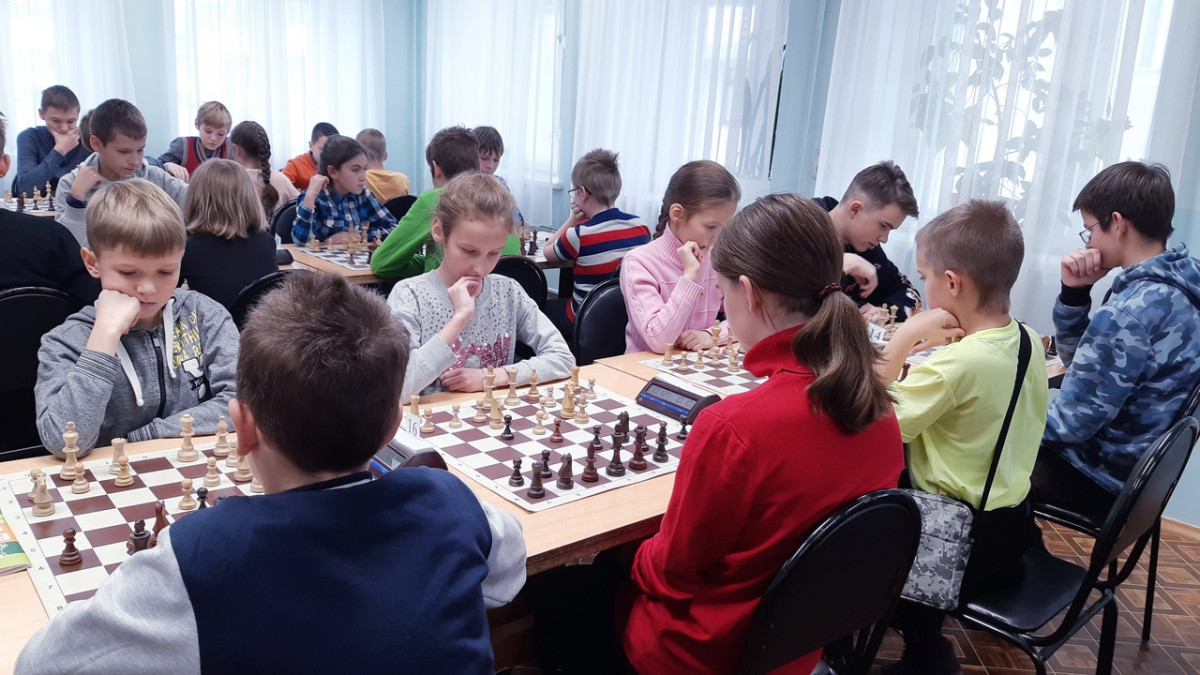 Более 130 юных нижегородцев поучаствовали в шахматном турнире, посвященном Дню народного единства
