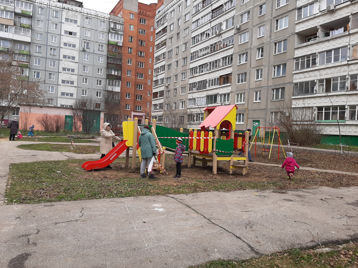 Дополнительные детские площадки устанавливают в Нижнем Новгороде