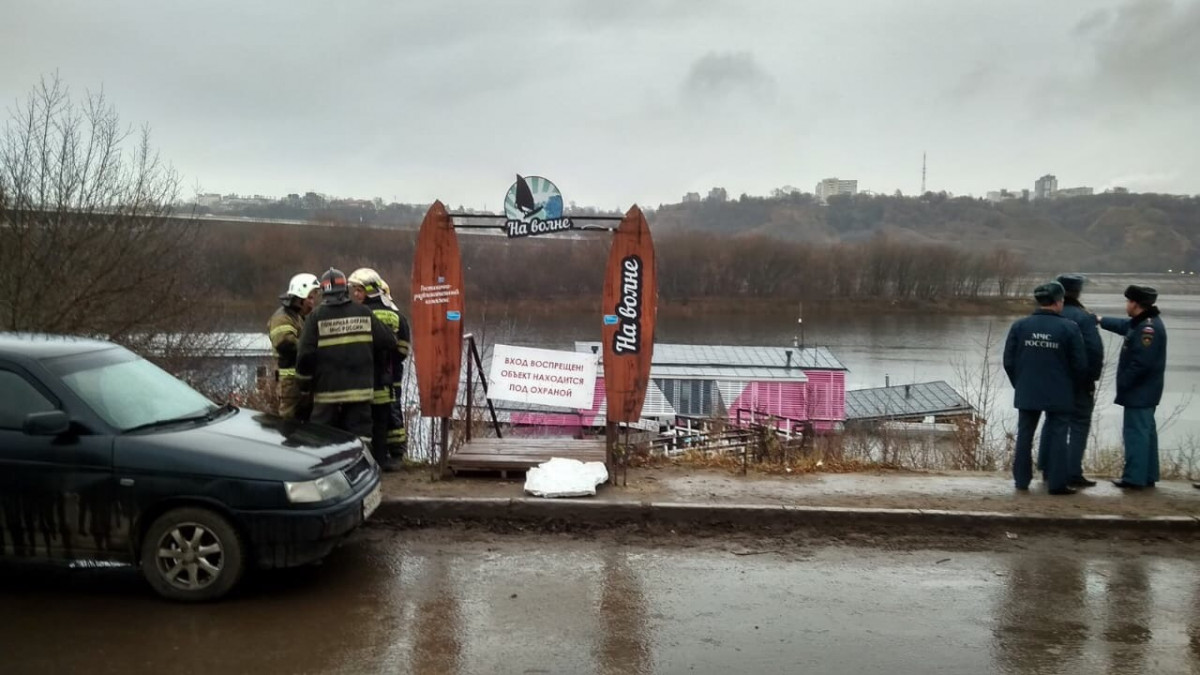 Стали известны подробности затопления дебаркадера в Канавинском районе