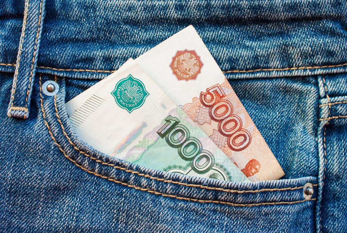 Средняя зарплата в Нижегородской области составила более 34 тысяч рублей