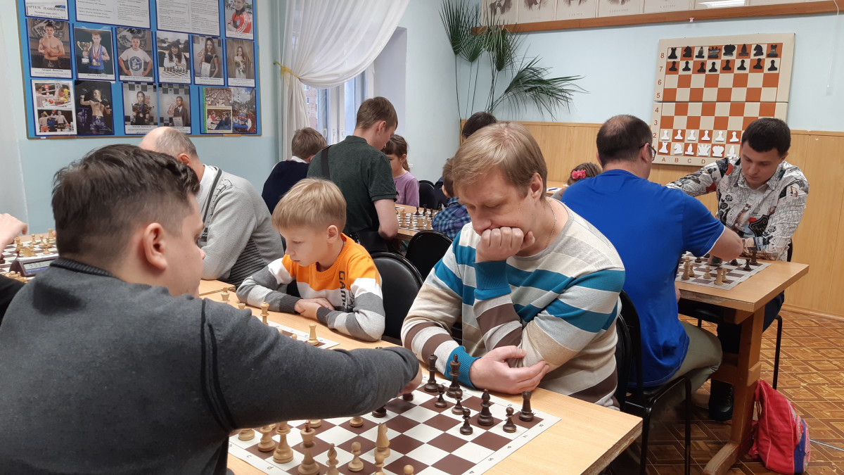 Семья Лужавиных одержала победу городском шахматном турнире