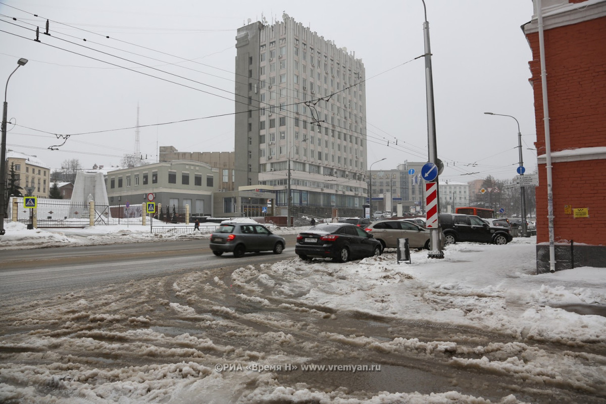 Более 300 снегоуборочных машин работали на дорогах Нижнего Новгорода в выходные