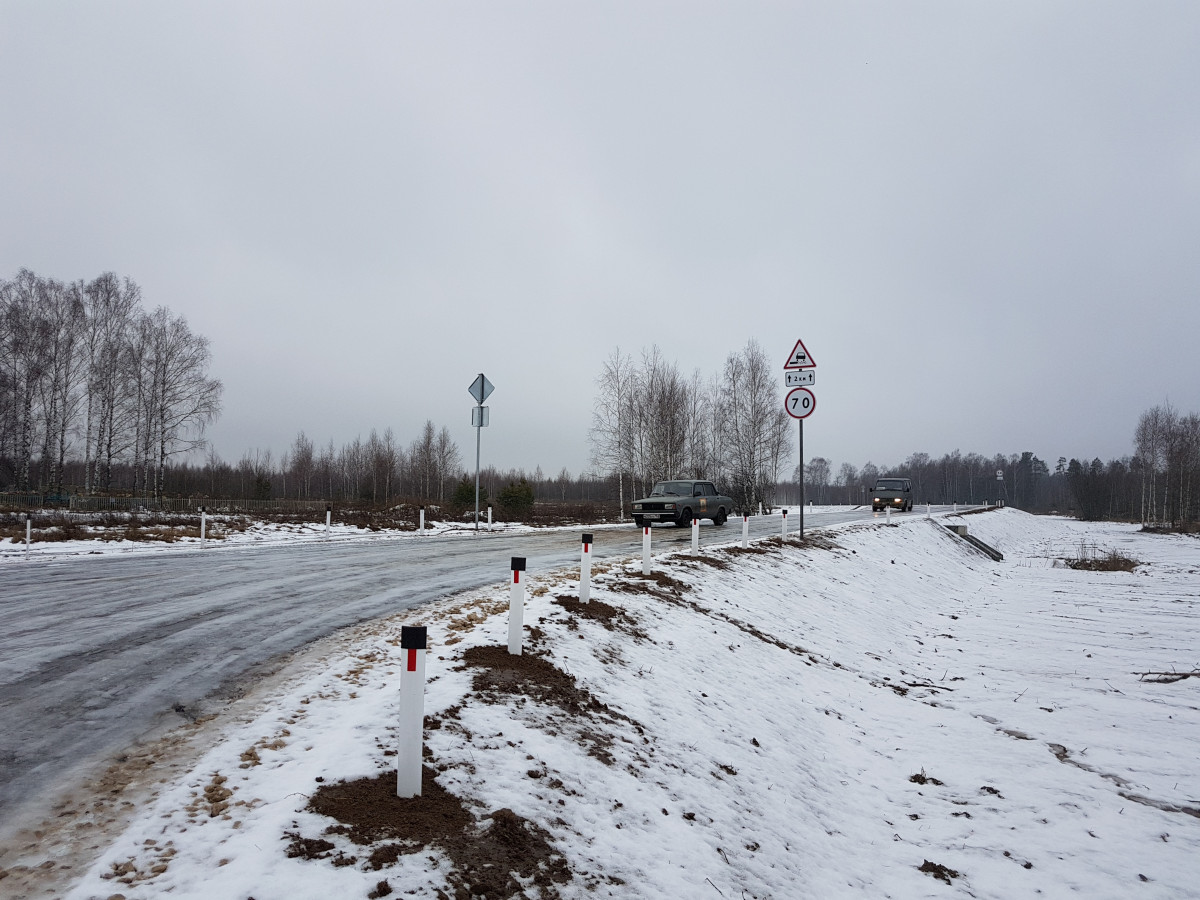 Вместо проезда по полю жители деревни Городное получили новую асфальтовую дорогу