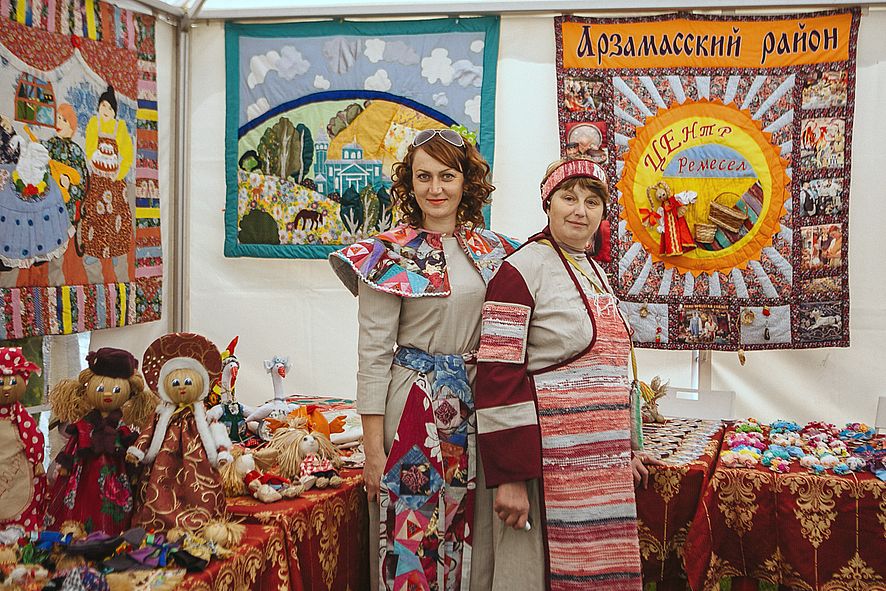 Передачу опыта мастеров НХП обсудили в нижегородском Заксобрании