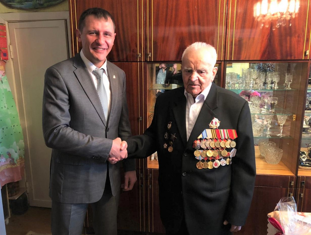 Ветеран ВОВ Михаил Тимченко встретил 95-летний юбилей