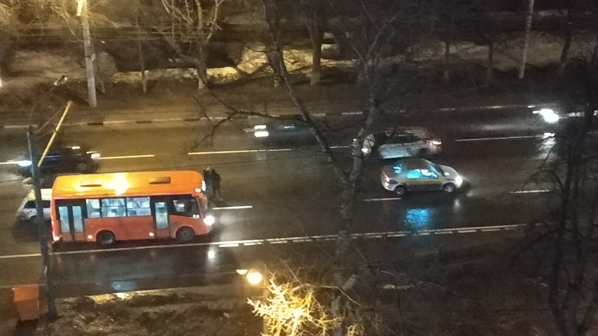 ДТП с участием маршрутки Т-14 прозошло на улице Родионова