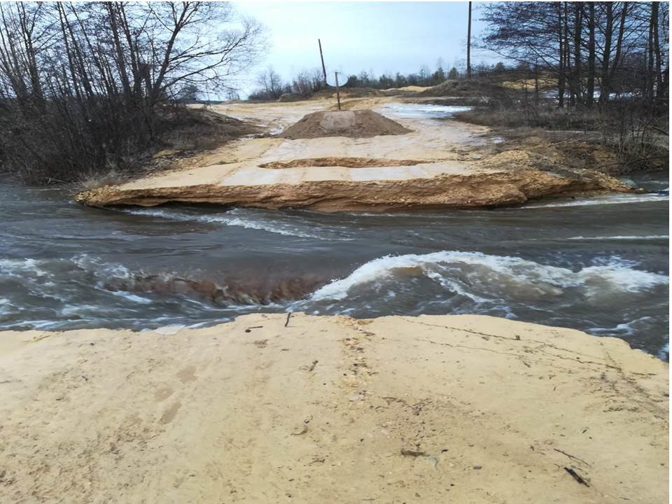 Дорогу размыло из-за подъема воды в Починковском районе