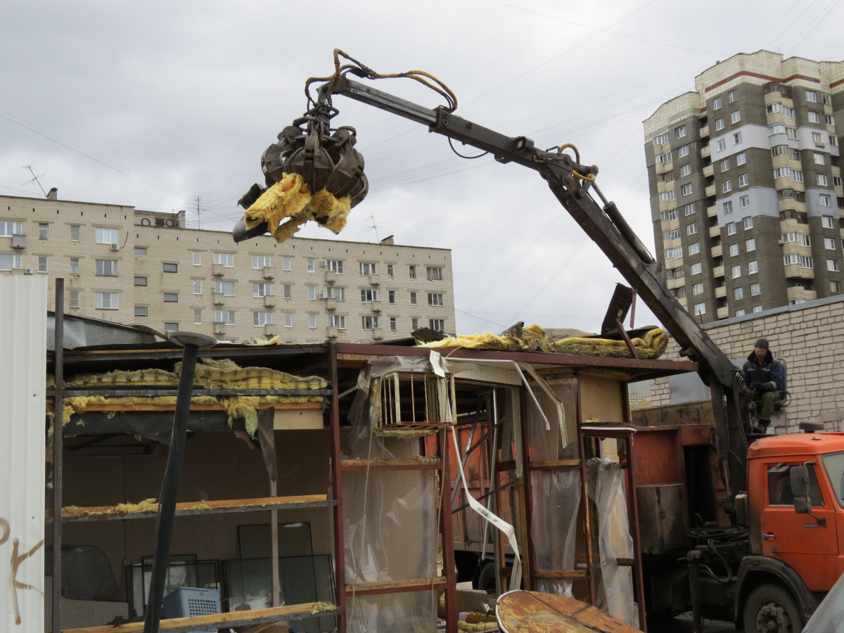 Десять «разливаек» снесут в Автозаводском районе
