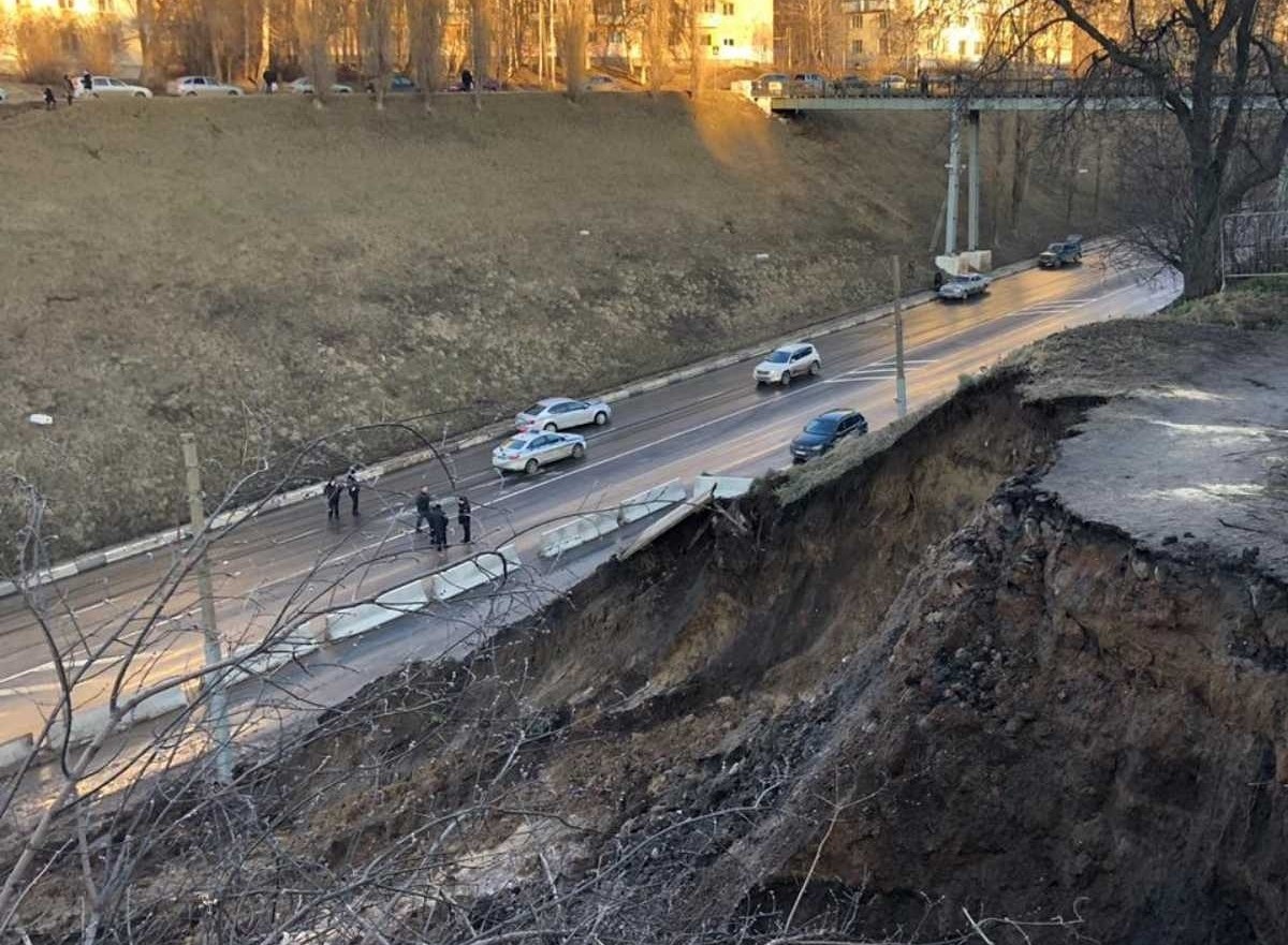 Движение по Похвалинскому съезду восстановят не раньше 25 марта