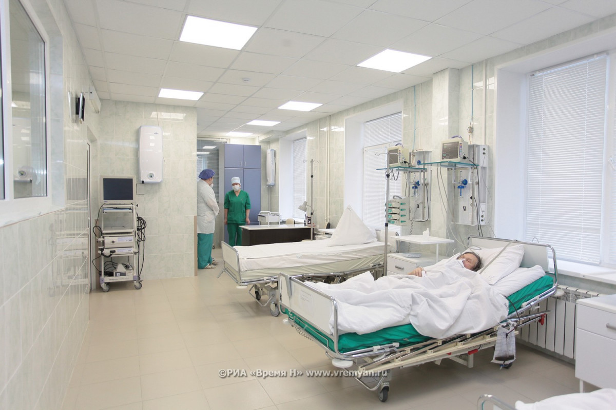 Нижегородские врачи борются за жизнь пациента с COVID-19