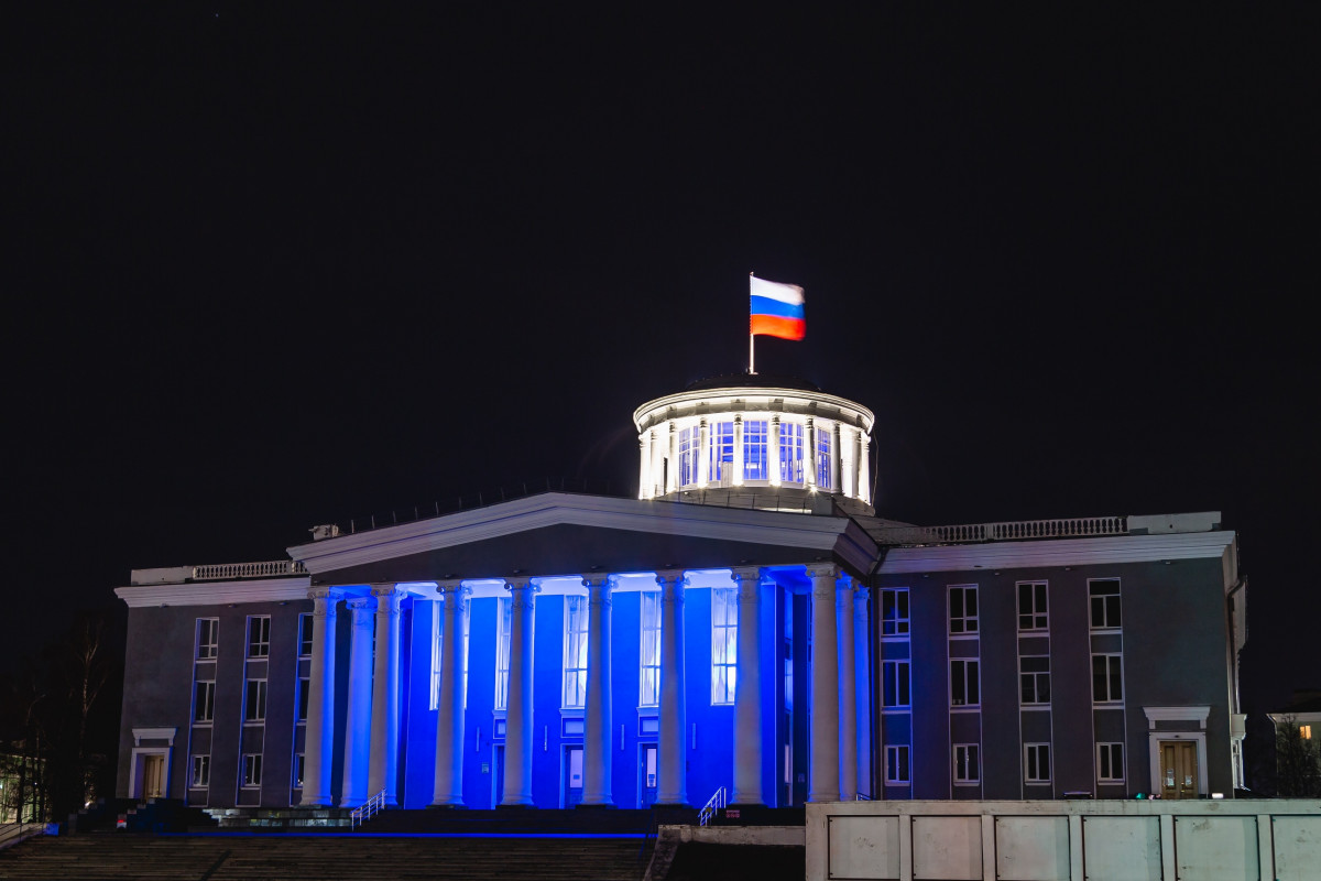 Дзержинск принял участие в акции «Зажги синим»