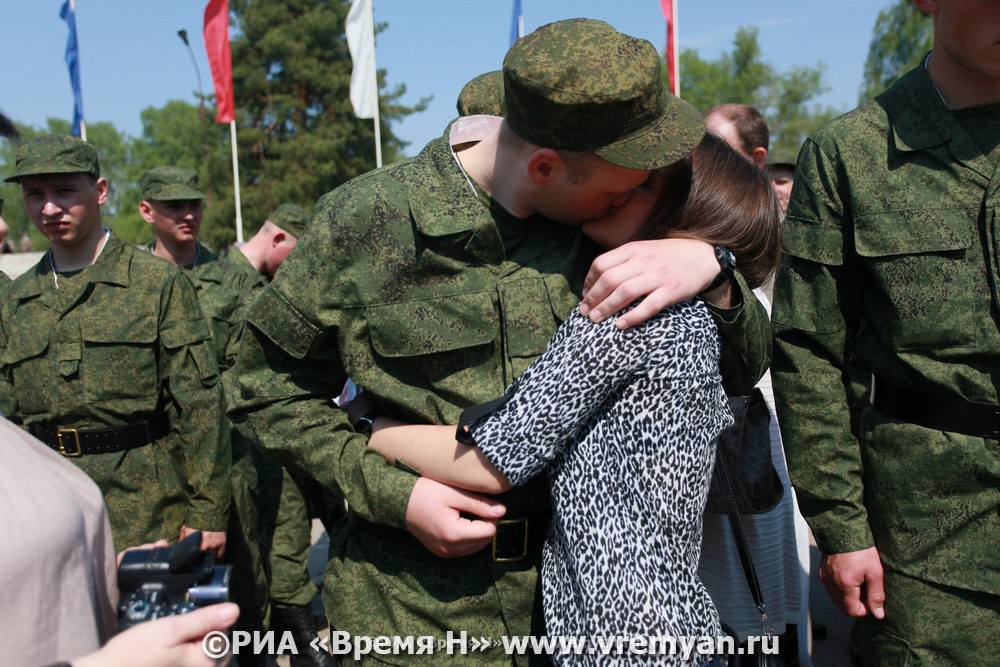 Более 120 нижегородских призывников направили в военные части