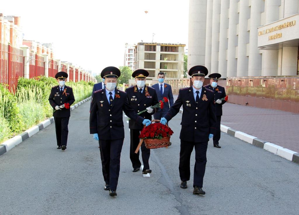 Нижегородские полицейские почтили память погибших в годы Великой Отечественной войны
