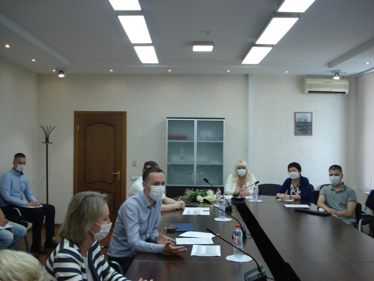 Встреча с выпускниками-целевиками ПИМУ прошла в минздраве Нижегородской области