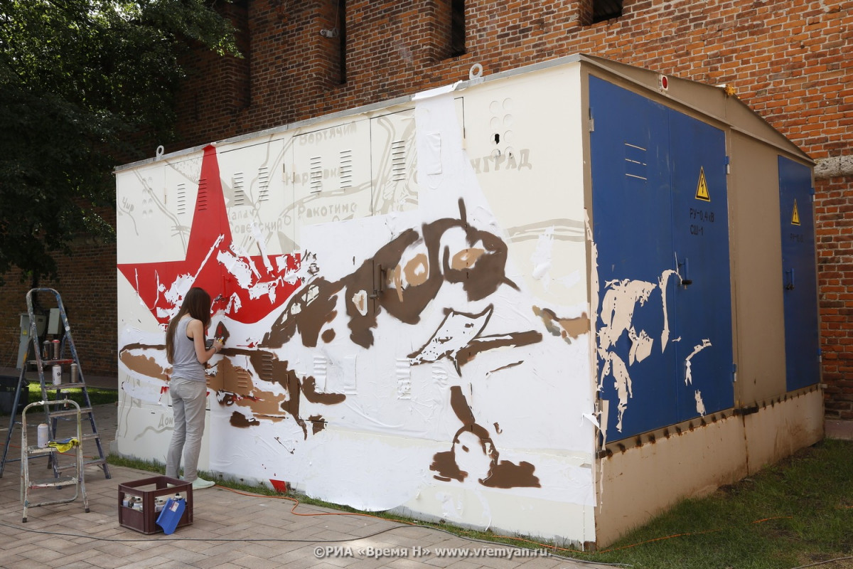 Граффити, посвященное трудовому подвигу горьковчан, появилось в центре Нижнего Новгорода