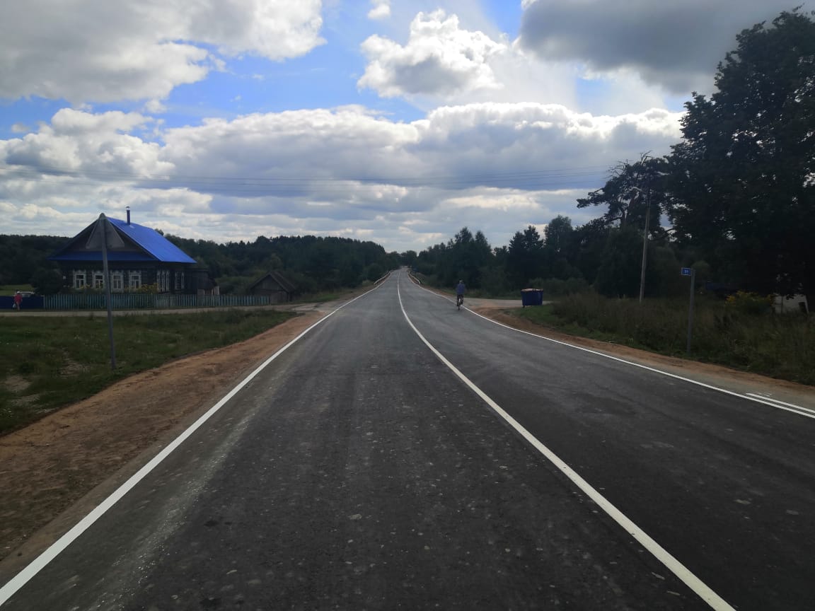 Участок дороги между Роженцово и Барышниками отремонтировали в Шарангском районе