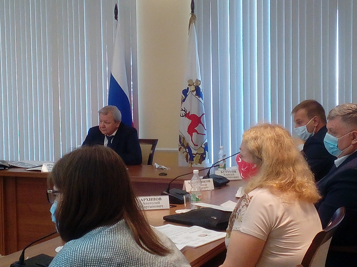 Краснов провел заседание межведомственной рабочей группы по профилактике коррупции