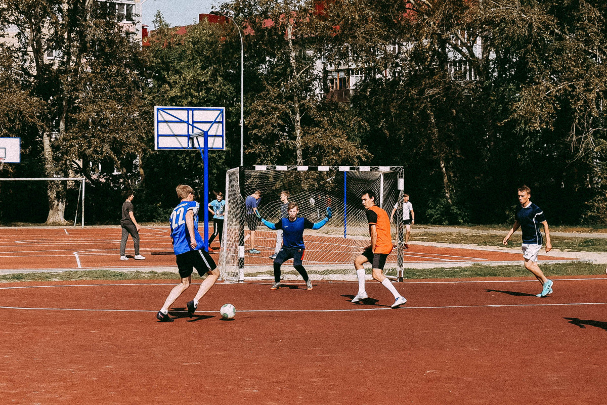 Турнир по мини-футболу среди дворовых команд прошел в Арзамасе