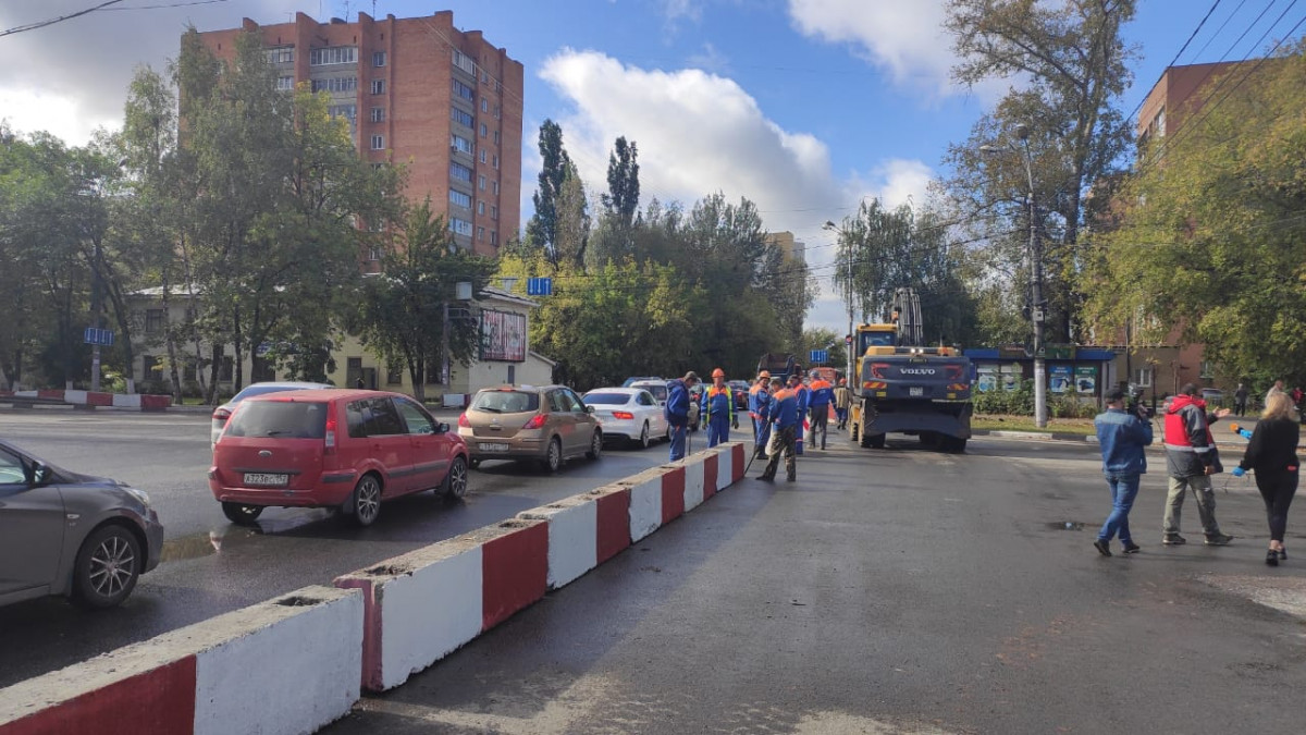 Демонтажные работы начались на перекрытом участке ул. Циолковского
