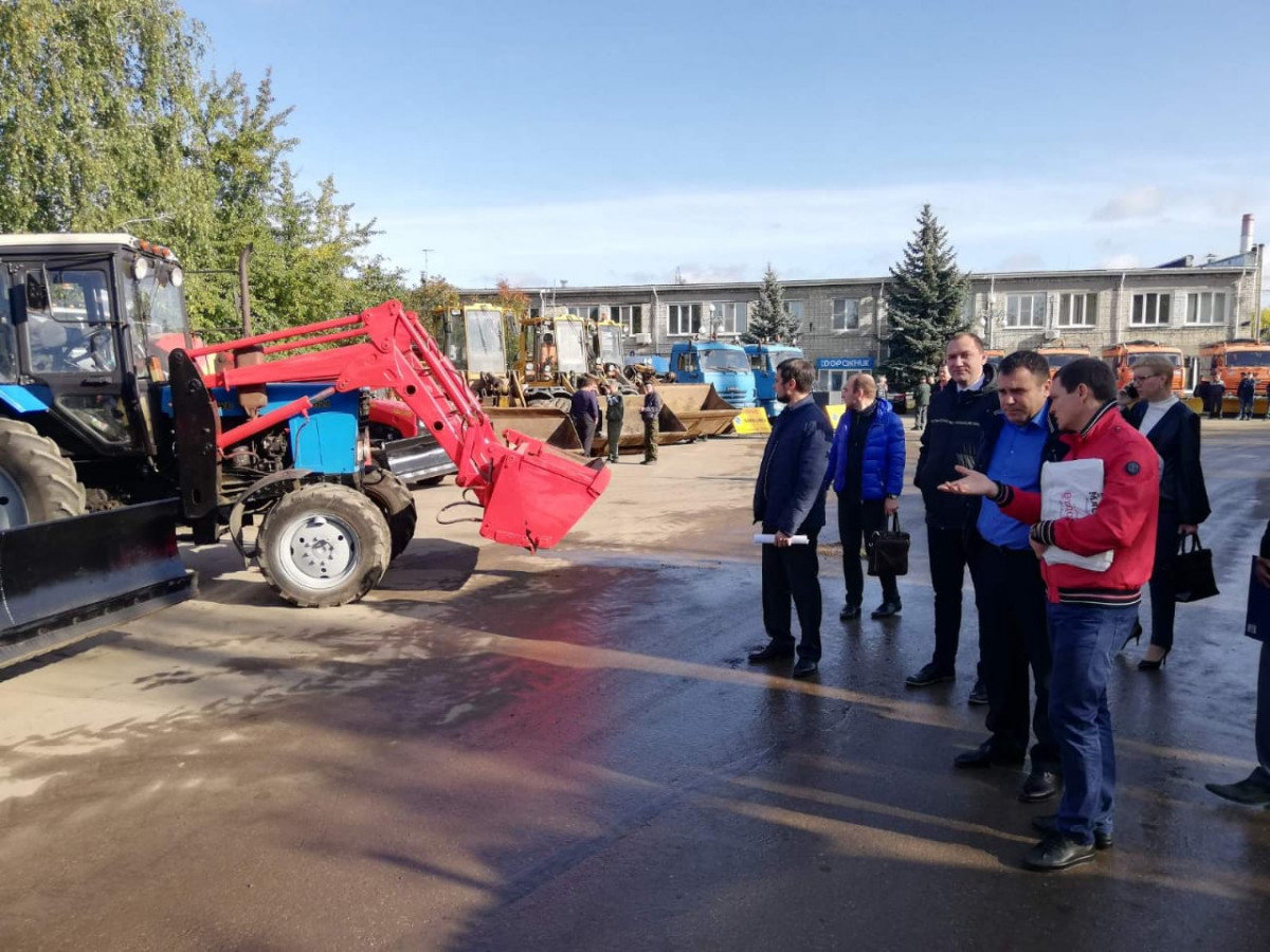 462 дворника будут чистить от снега сормовские дворы этой зимой