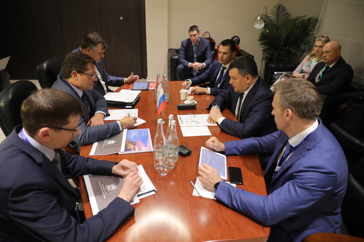 Никитин обсудил вопросы сотрудничества с гендиректором «Почты России»