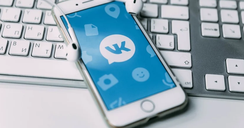 Соцсеть ВКонтакте превратила «Сообщения» в «Мессенджер»