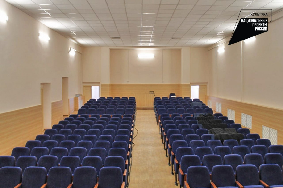 Капремонт зрительного зала завершился в Сатисском ДК