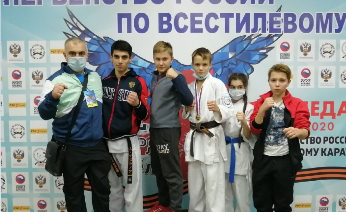 Нижегородские каратисты завоевали на первенстве России два золота и бронзу