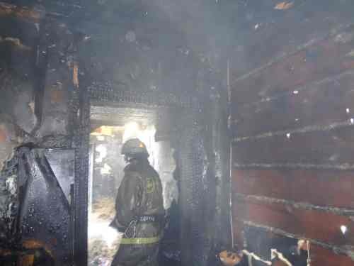 Частный дом горел ночью в Богородске