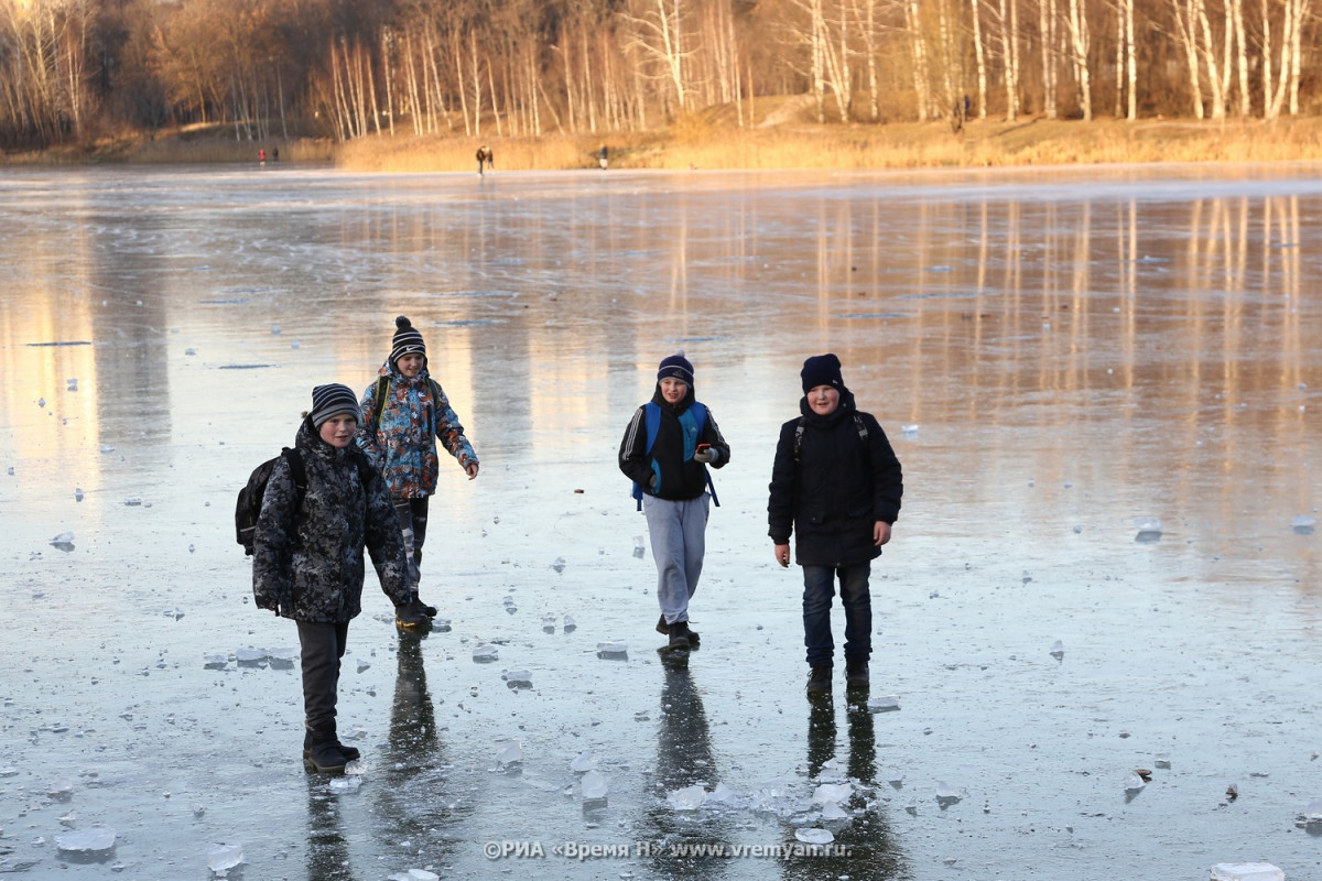 Для нижегородских школьников провели урок безопасности на льду