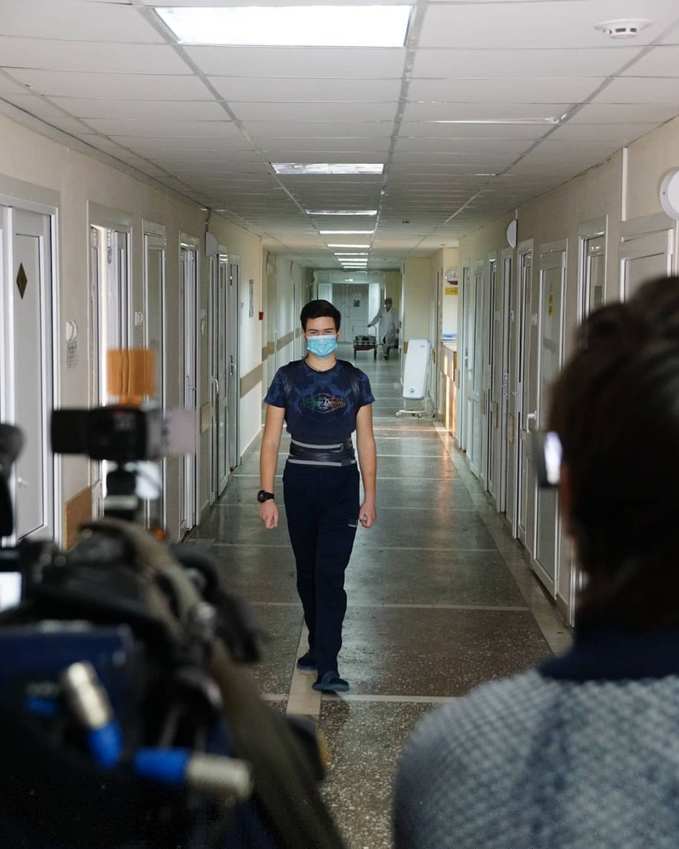 Нижегородские врачи провели юноше сложную операцию на позвоночнике