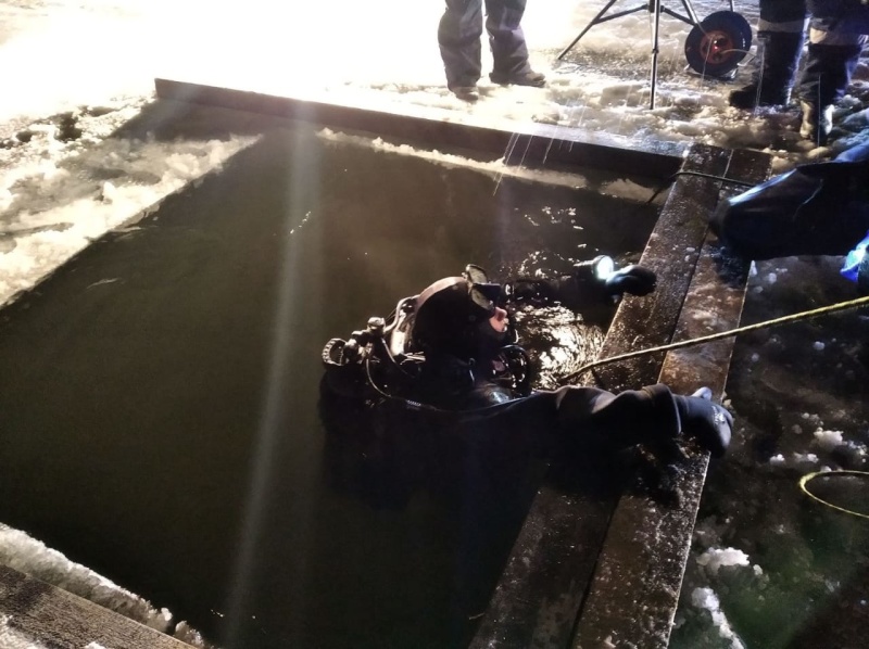 Тело женщины обнаружили в утонувшем УАЗе под Выксой