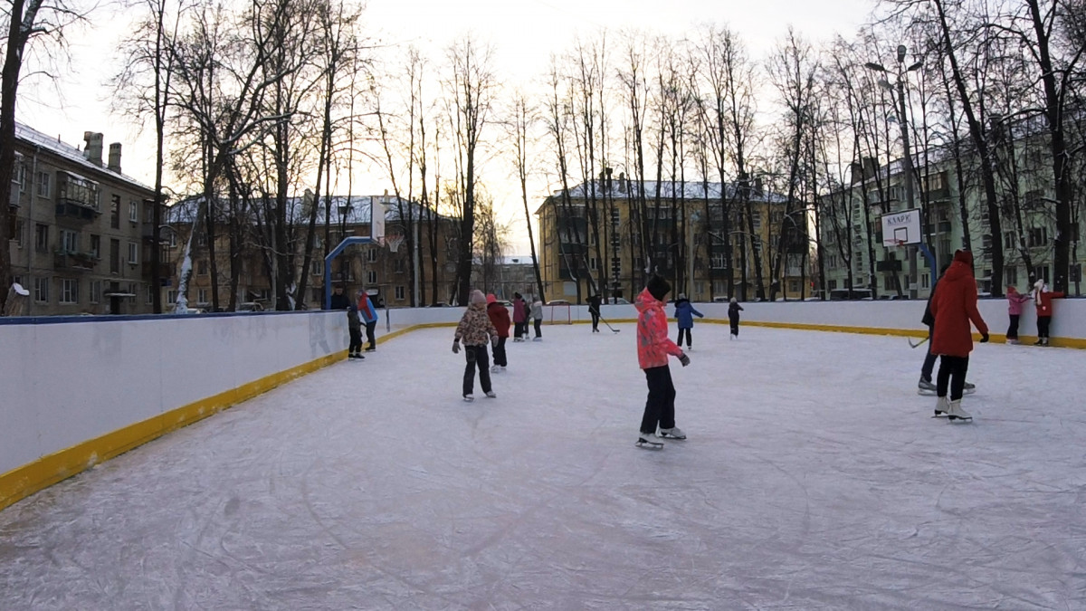 19 ледовых площадок залили к новогодним праздникам в Кстовском районе